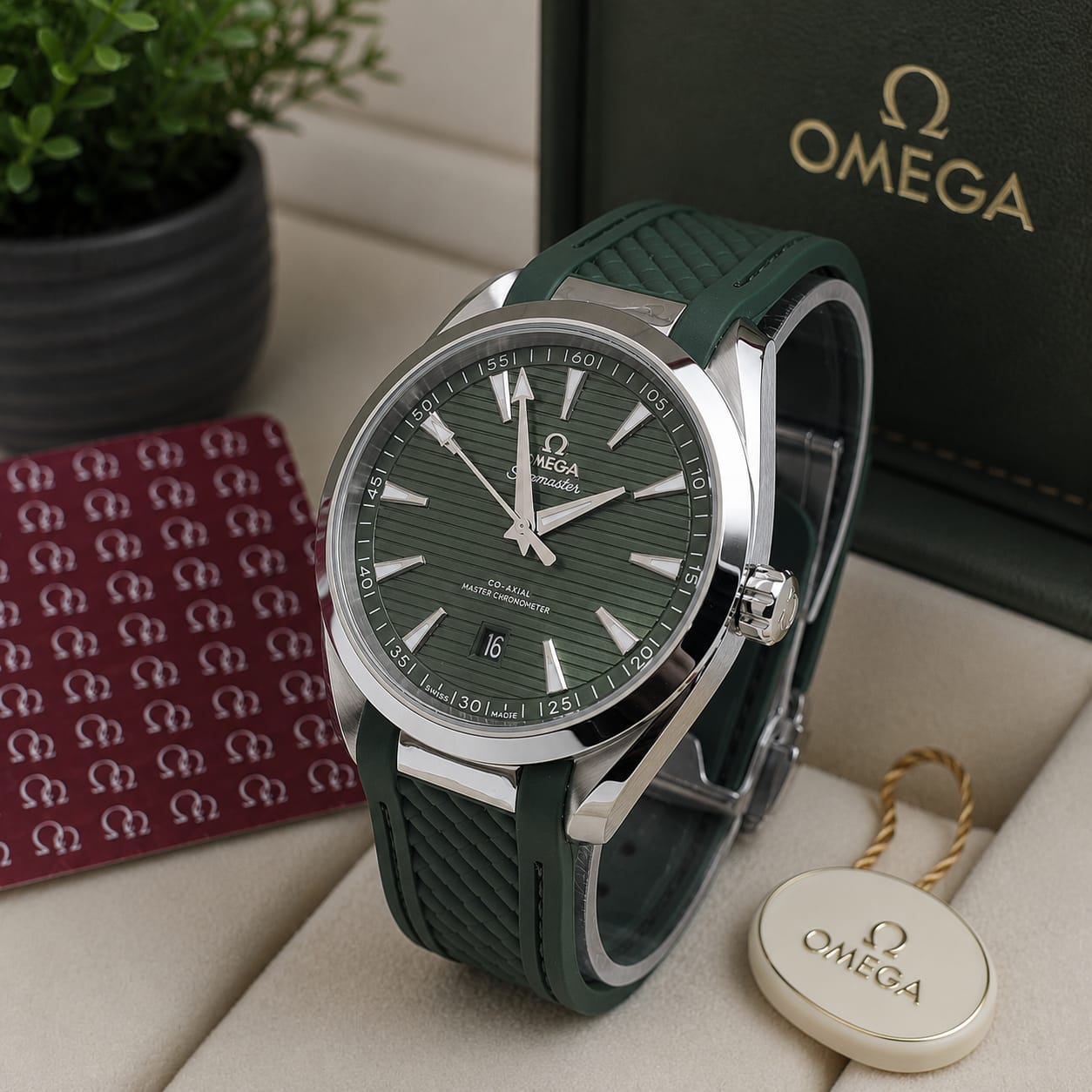 Omega Seamaster Forest Green